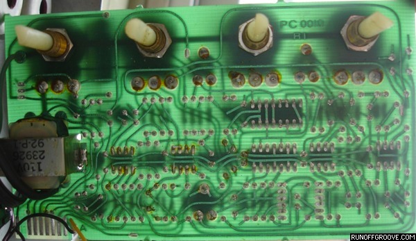 Ross Flanger circuit board xray view